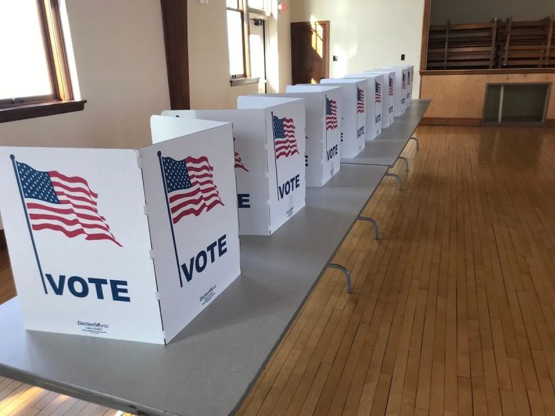 Voting booths in Eagle Point