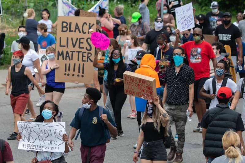 Minneapolis-George-Floyd-CNN