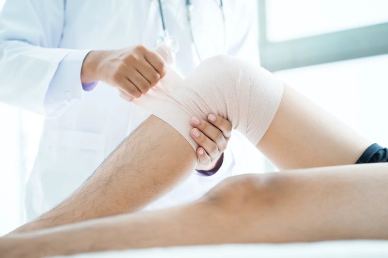 WI Hospitals Need Cash. So They're Restarting Elective Surgeries.