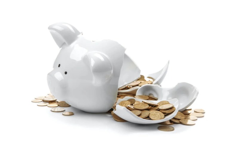 Wisconsin tax collections down $870 million for April compared to previous year.