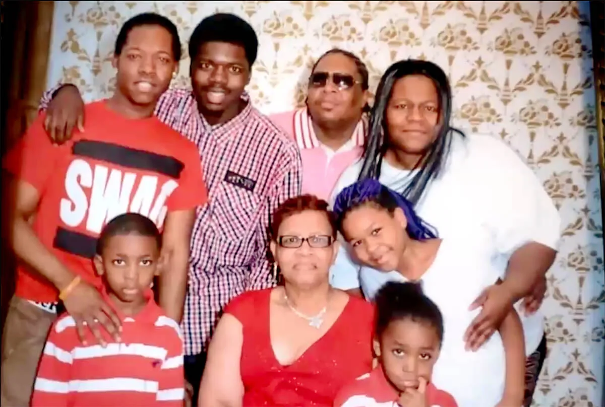 Father of 8 Dies of COVID-19 After Collapsing at Work. Coworkers Describe the Pressure to Work Sick. Father of 8 Dies of COVID-19 After Collapsing at Work. Coworkers Describe the Pressure to Work Sick.