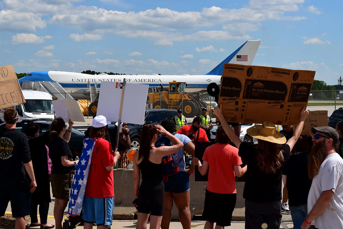 These Wisconsinites Aren’t Buying Trump’s Economy Boasts