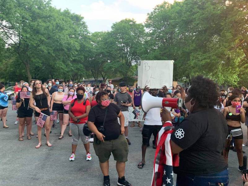 Replace Cops With Social Workers and Nurses? That's What These Schools Might Do