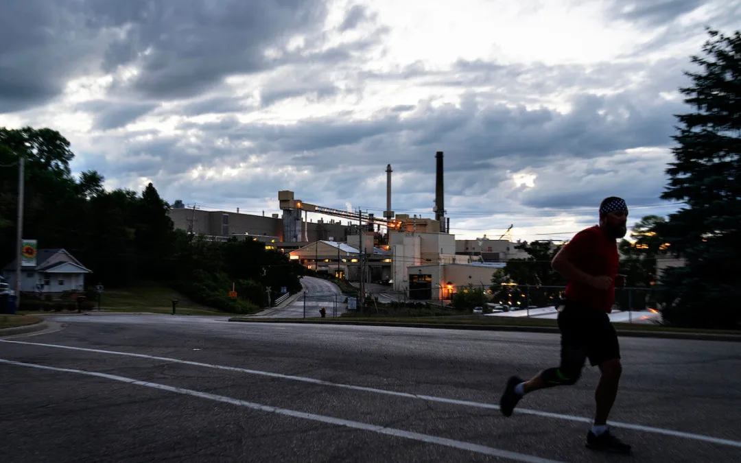 Politics Creates Economic Illusion in Houdini’s Hometown