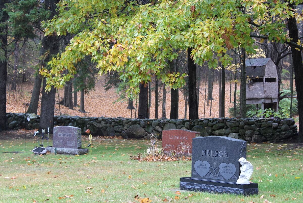 The cemetery is next to the Northern Unit of Kettle Moraine State Forest.