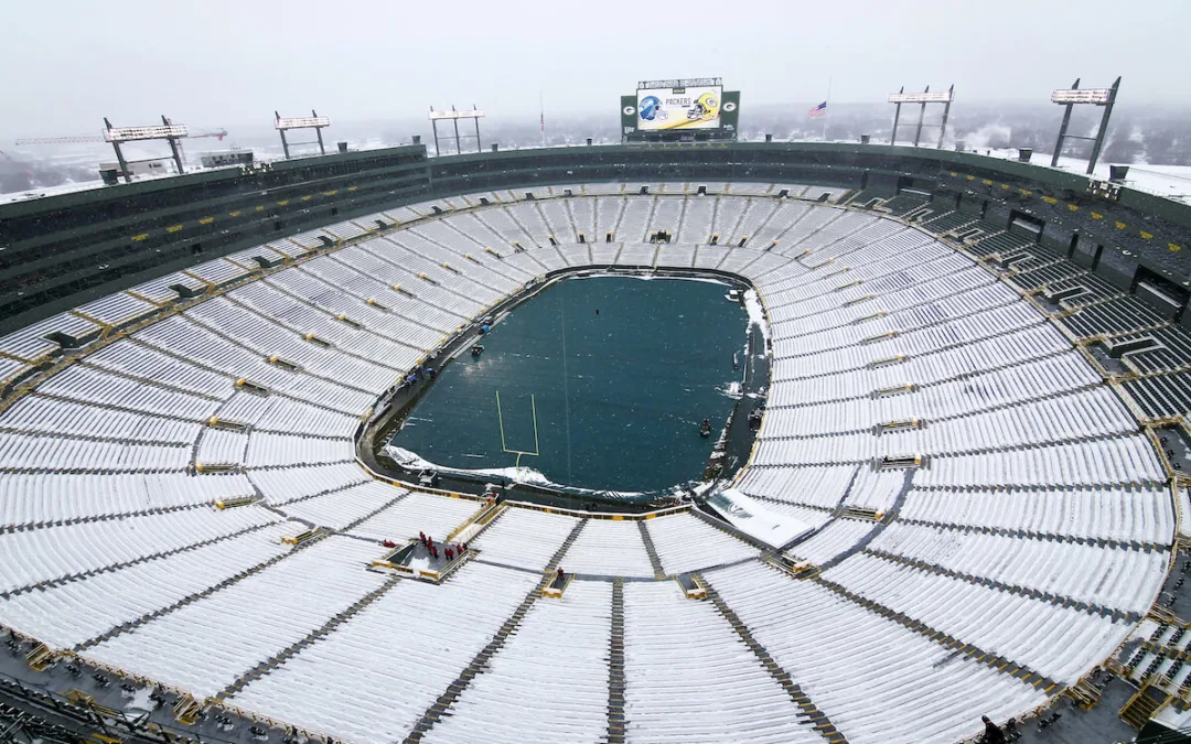 Former Packers Coach Blasts Trump Over COVID-19 as Lambeau Extends Fan Ban