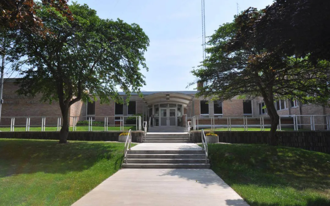 Republicans Attempting to Dismantle Milwaukee Public Schools and Expand Vouchers