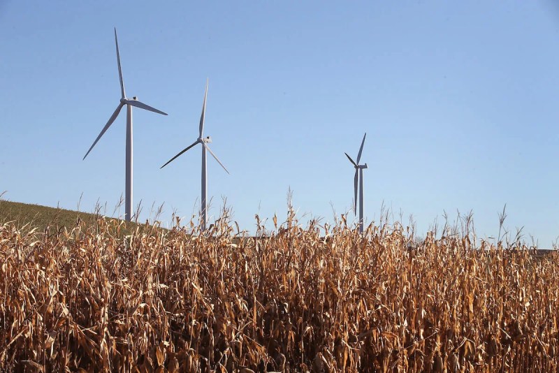 wind turbines in middleton wisconsin