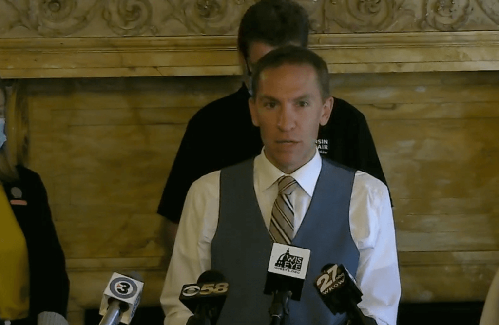 Wisconsin Democrats Introduce Bills to Get Big Money Out of Politics