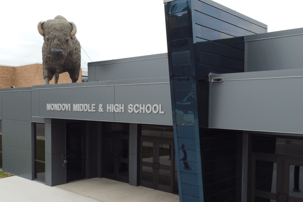 A Mondovi High Schooler Died While COVID-Positive. The School Board Still Didn’t Require Masks.