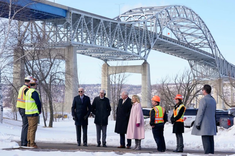 Biden at Blatnik Bridge