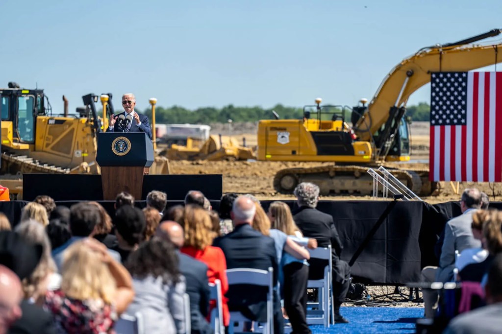 High-Tech Manufacturing Could Expand in Wisconsin, but Without Support from Outsourcing Advocate Ron Johnson