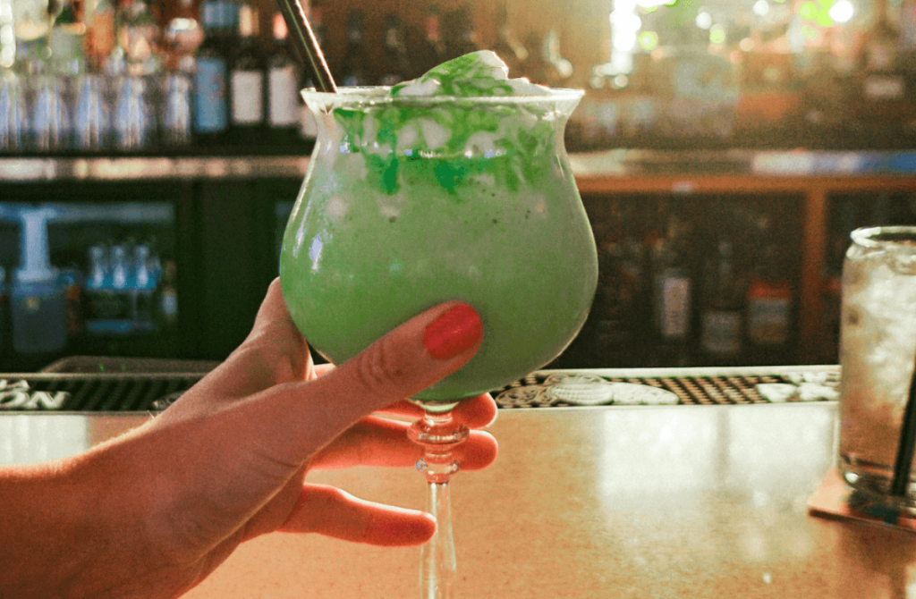 4 Classic Wisconsin Cocktails and Where to Find Them