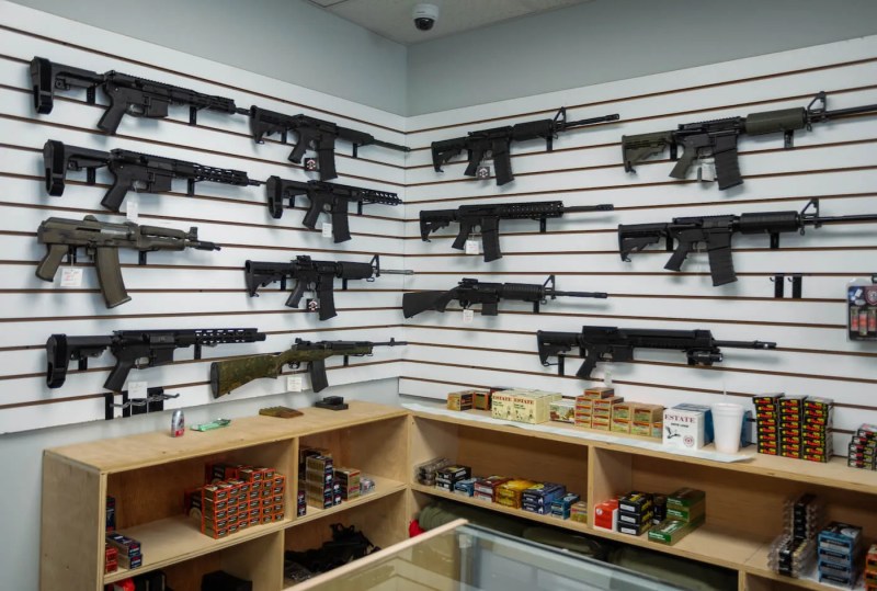 Luray,,Virginia,,Usa,-,2020,August,21:,Weapons,And,Ammunition