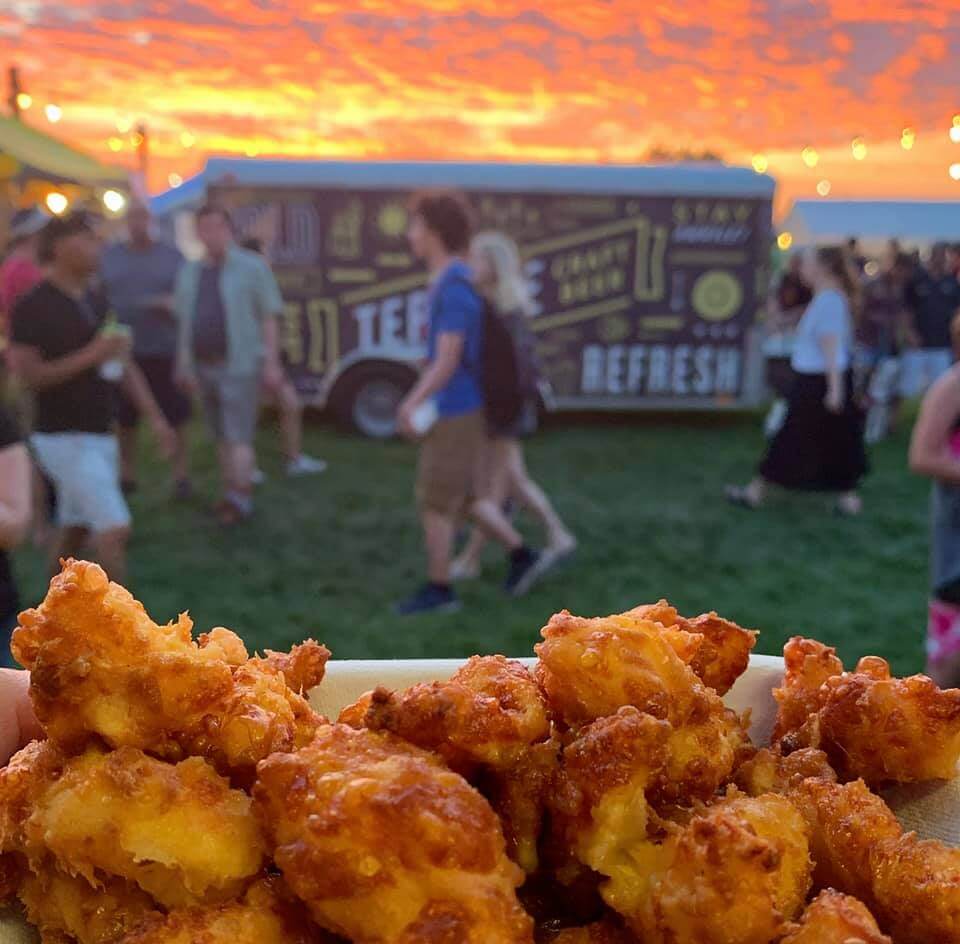 10 Wisconsin Food Trucks We Love