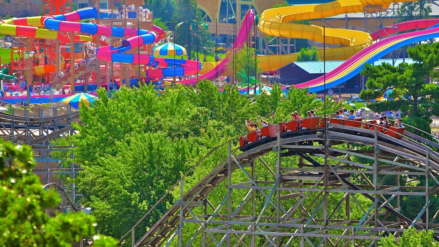 11 Adventure & Theme Parks in Wisconsin to Visit This Summer