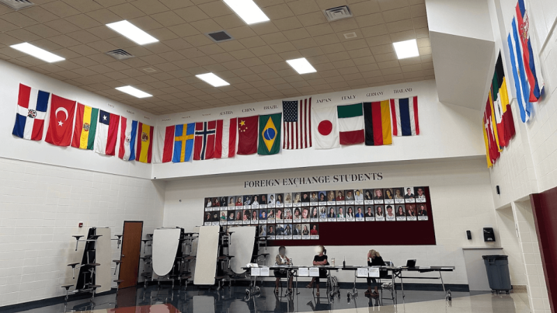 De Pere Flags Blurred