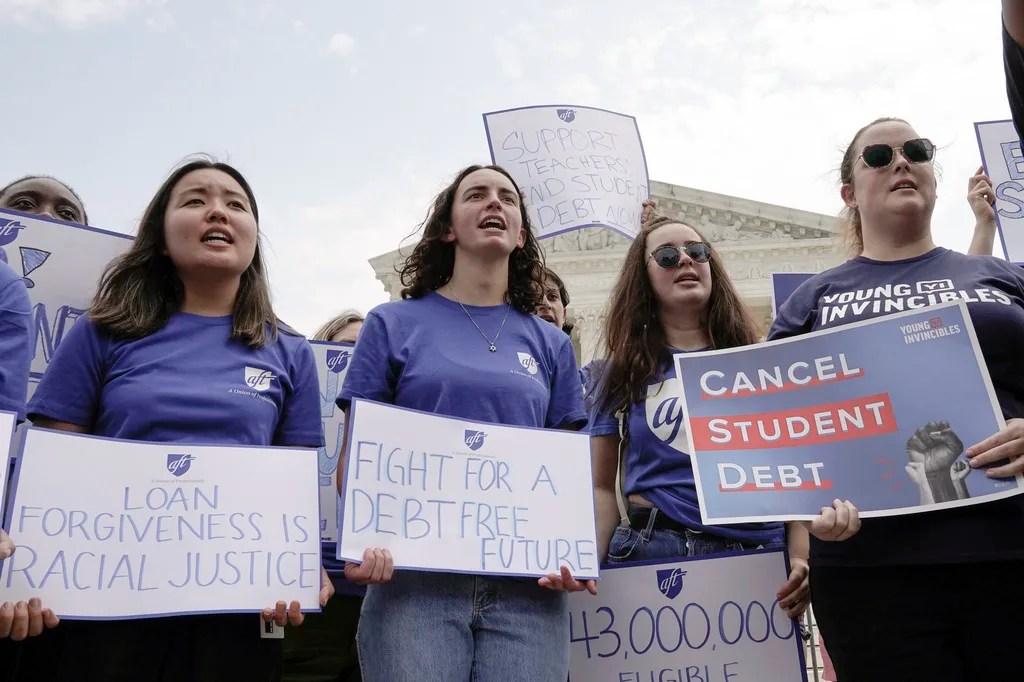 Biden proposes new student debt relief plan for Wisconsin borrowers facing ‘hardship’