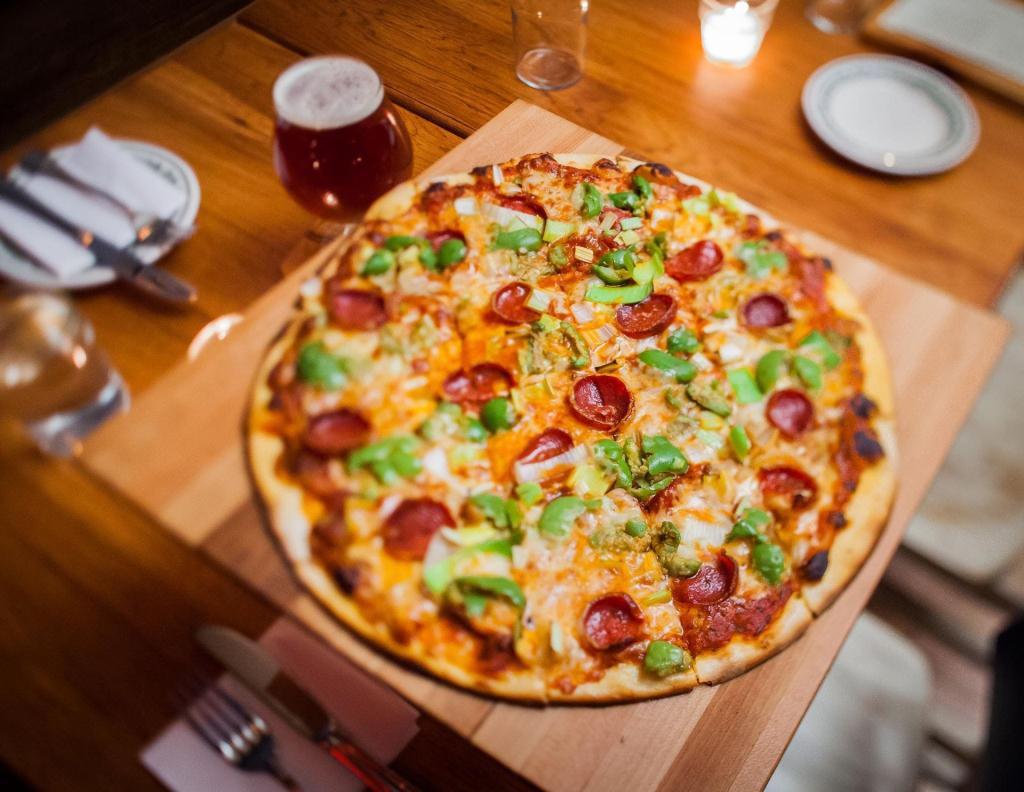 💝 Why You Should Make Your V-Day Reservation Today (& Where to Go!)