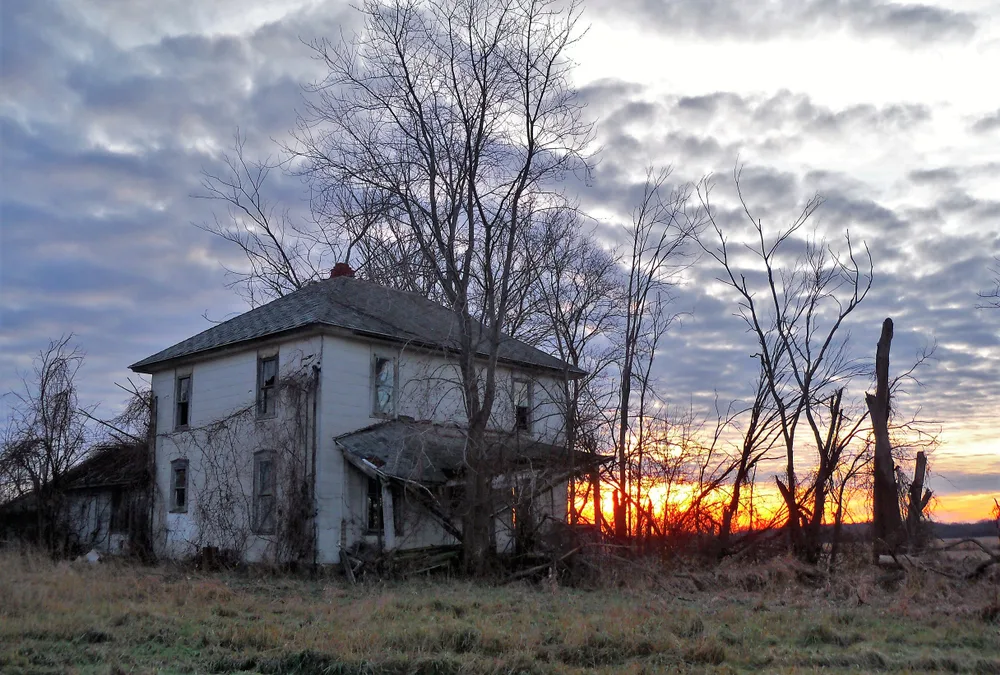 The fascinating stories behind 7 Wisconsin ghost towns