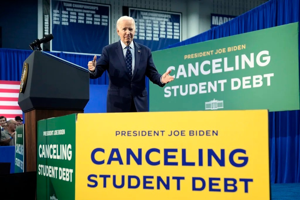 Biden cancels student loan debt for 3,940 more Wisconsinites