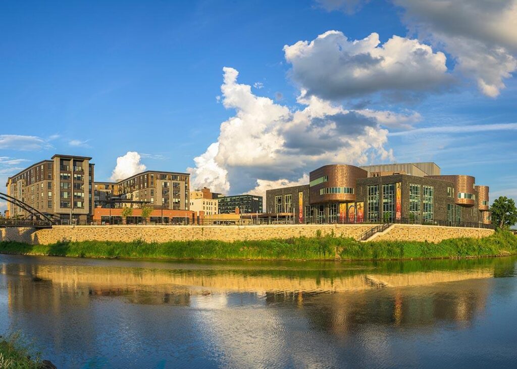 Outdoor shot of a college building in Wisconsin.