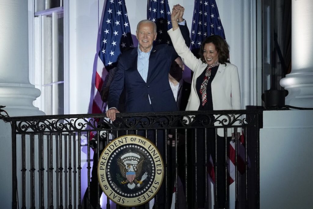 Kamala Harris, Biden