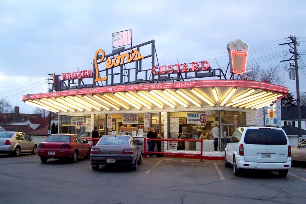 Exterior shot of Leon's Frozen Custard.