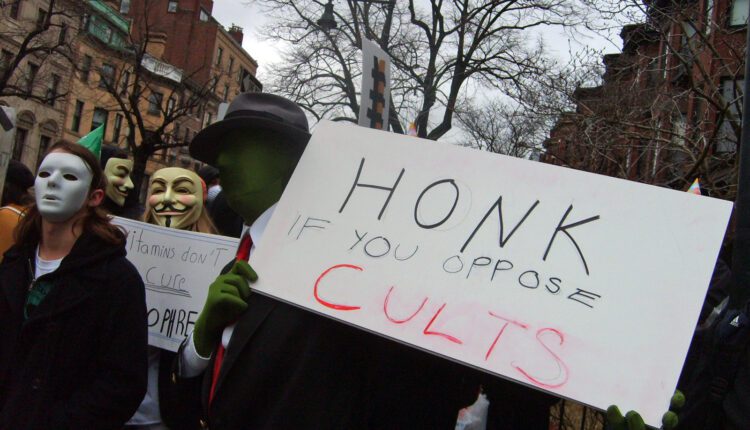 4 cults with ties to Wisconsin