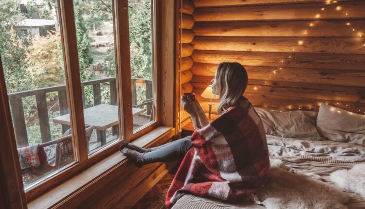 10 cozy waterfront cabins to book this winter in Wisconsin