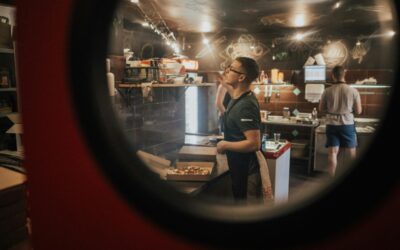 A love letter to the working class, from Gwen Frisbie-Fulton