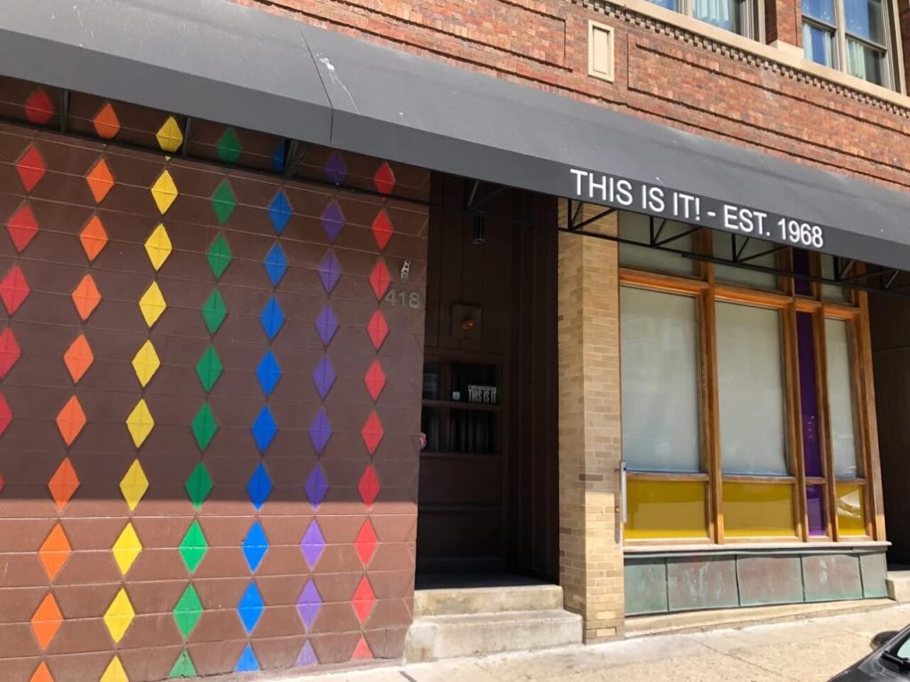 This Is It for ‘This Is It:’ Wisconsin’s oldest gay bar closes for good