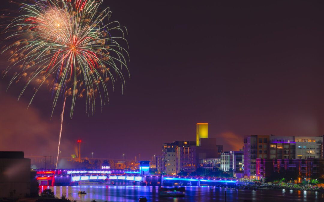 Fantastic Fourth of July fireworks shows across Wisconsin