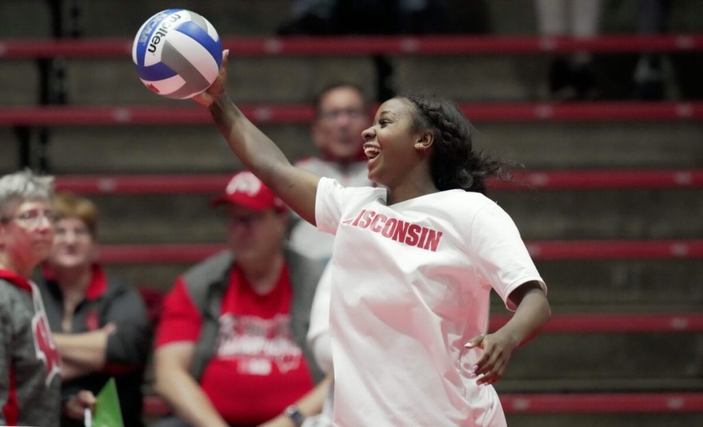 Wisconsin’s Aniya Warren became a children’s book author ahead of her first season with the Badgers