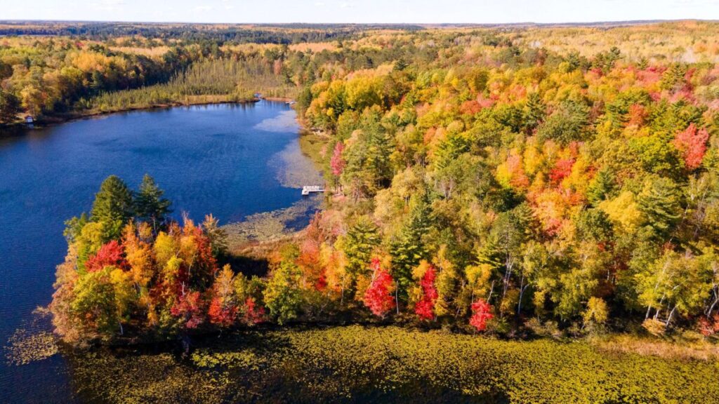 fall colors typically explode during the month of october