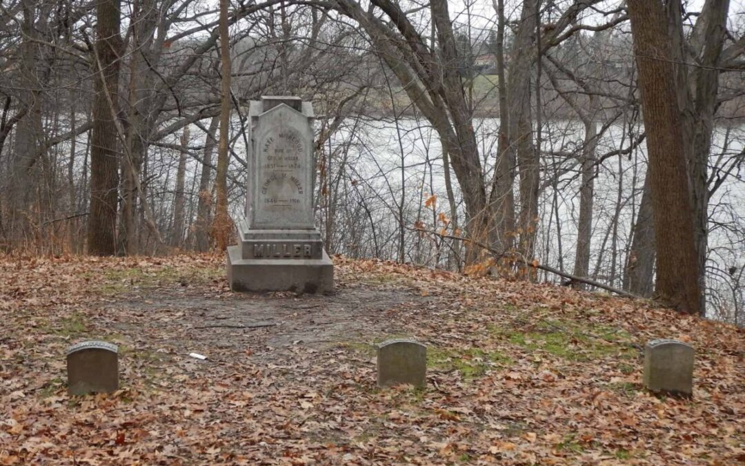 5 of the most haunted cemeteries in Wisconsin