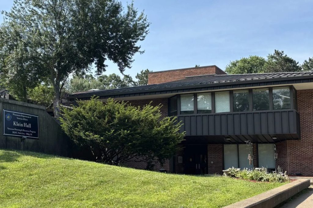 GOP making big budget cuts and blaming Dems happens in Madison, not just DC