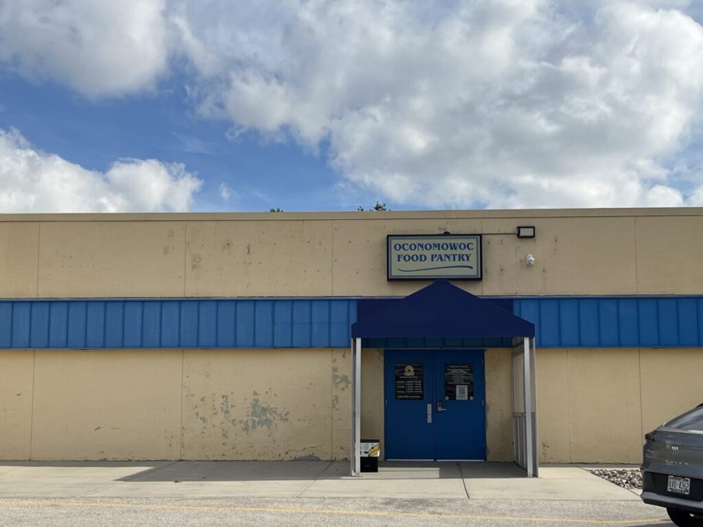 Oconomowoc food pantry.