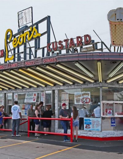 Milwaukee restaurants.
