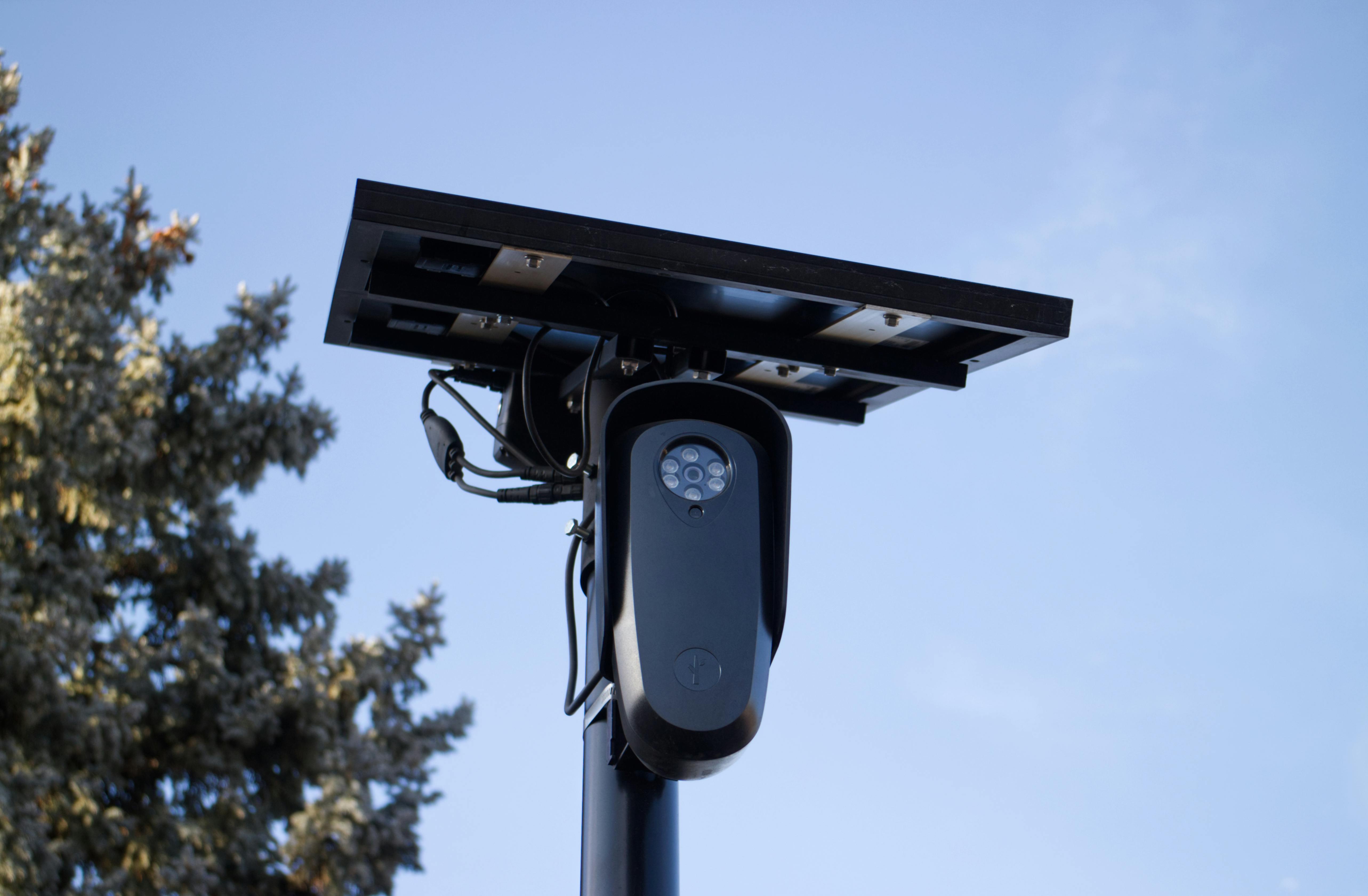 Flock feud: Wisconsinites go toe-to-toe with law enforcement over AI surveillance cameras