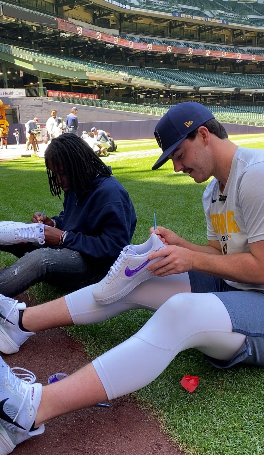 Brewers customize Nikes with Milwaukee-area kids at AmFam Field